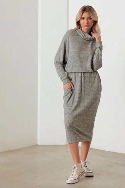 Turtle Neck Elastic Waist Long Sleeve Midi Dress