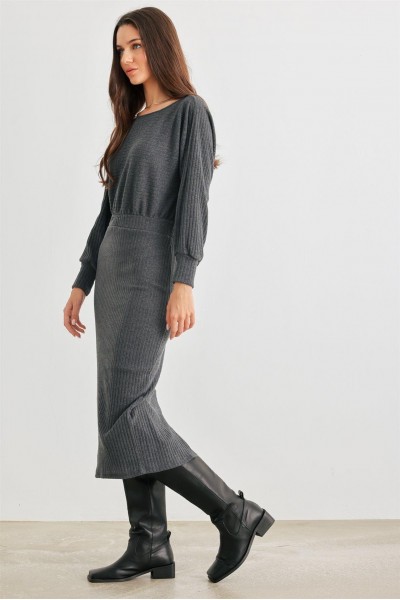 Dark Olive Ribbed Knit Cut-Out Back Long Sleeve Midi Dress /2-2-2